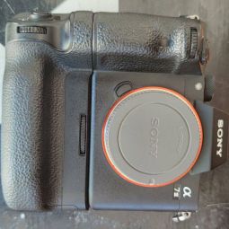 4K camera Sony A7 III Body and Battery Grip