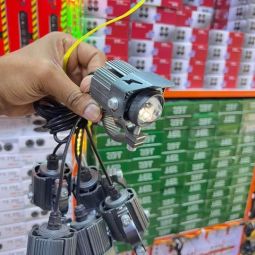Taa za busta unafunga kwenye pikipiki (Led for motorcycles and electric vehicles )