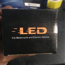 Taa za busta unafunga kwenye pikipiki (Led for motorcycles and electric vehicles )
