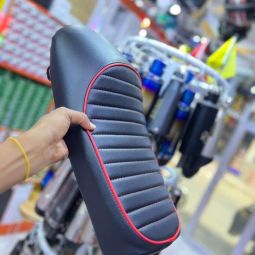 Seats za pikipiki