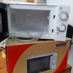 Boss Microwave Oven
