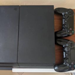 Ps3 And Ps4 Gaming Console