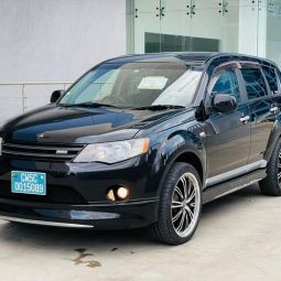 Mitsubishi outlander on Sale